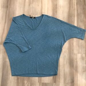 Laila Jade, Blue, Size M, Dolman Sleeve, Scoop Neck, 3/4 Sleeve Top
